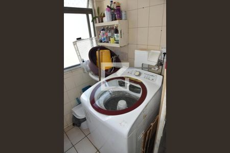 Apartamento à venda com 65m², 2 quartos e 1 vagaÁrea de Serviço