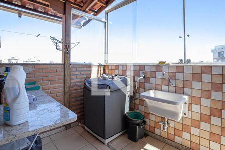 Apartamento à venda com 186m², 3 quartos e 2 vagasCobertura - Área de serviço 