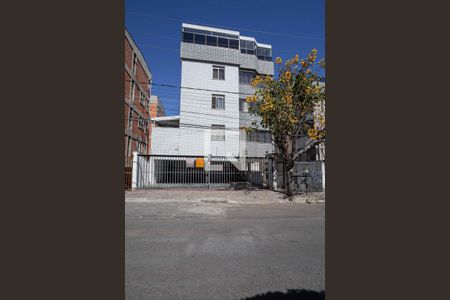 Apartamento à venda com 186m², 3 quartos e 2 vagasFachada