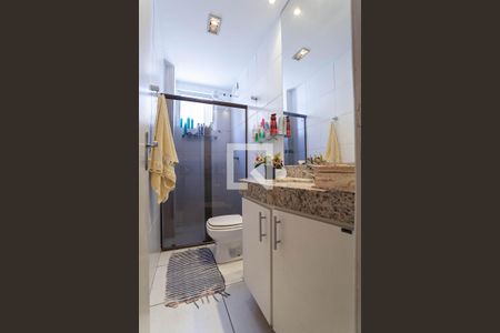 Apartamento à venda com 186m², 3 quartos e 2 vagasBanheiro social 1 