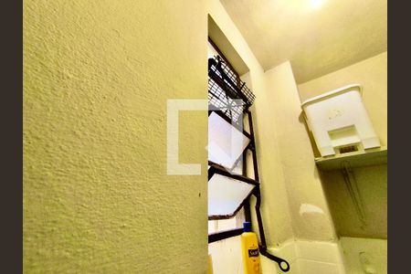 Apartamento à venda com 68m², 2 quartos e 1 vaga Apartamento à venda com 68m², 2 quartos e 1 vagaBanheiro serviço