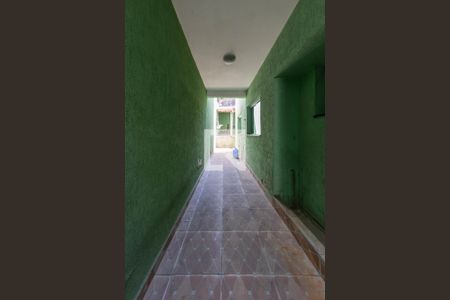 Casa à venda com 120m², 3 quartos e 2 vagasCorredor