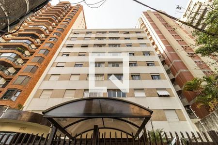 Apartamento à venda com 92m², 2 quartos e 1 vaga Apartamento à venda com 92m², 2 quartos e 1 vagaFachada