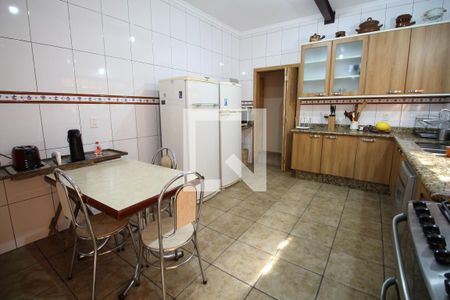 Casa à venda com 400m², 4 quartos e 3 vagasCozinha