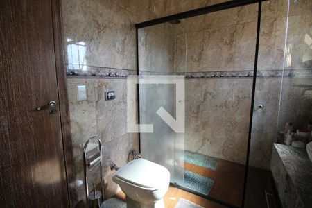 Casa à venda com 400m², 4 quartos e 3 vagasBanheiro da Suíte 4