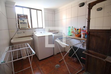 Casa à venda com 400m², 4 quartos e 3 vagasÁrea de Serviço