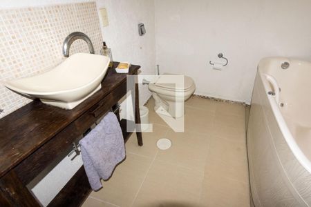 Apartamento à venda com 101m², 2 quartos e sem vagaBanheiro 2