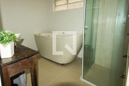 Apartamento à venda com 101m², 2 quartos e sem vagaBanheiro 2