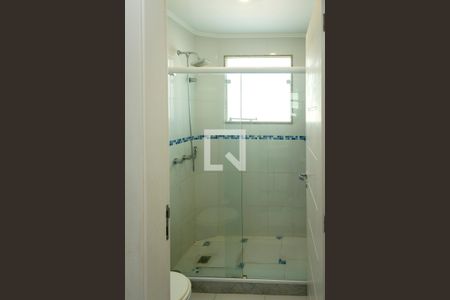 Casa para alugar com 450m², 4 quartos e 4 vagas Casa para alugar com 450m², 4 quartos e 4 vagasBanheiro Suite 3 e 4