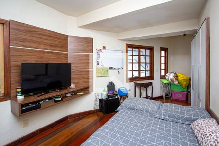 Casa de condomínio à venda com 410m², 7 quartos e 3 vagasQuarto 2