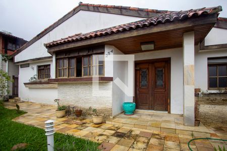 Casa de condomínio à venda com 410m², 7 quartos e 3 vagasFachada