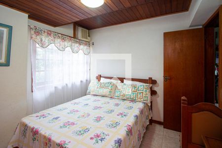 Casa de condomínio à venda com 410m², 7 quartos e 3 vagasSuíte 1