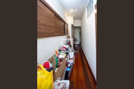 Casa de condomínio à venda com 410m², 7 quartos e 3 vagasQuarto 2