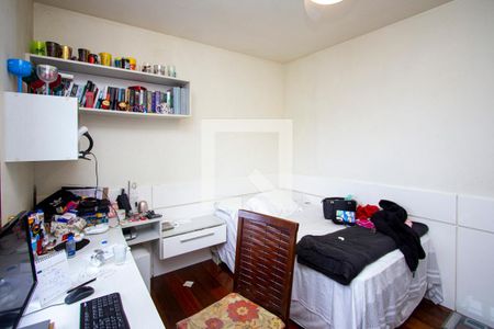 Casa de condomínio à venda com 410m², 7 quartos e 3 vagasQuarto 1