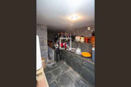 Casa de condomínio à venda com 410m², 7 quartos e 3 vagasDispensa 1