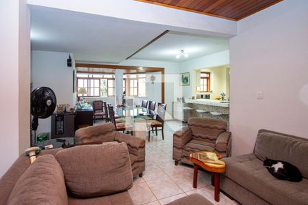 Casa de condomínio à venda com 410m², 7 quartos e 3 vagasSala 1