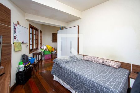 Casa de condomínio à venda com 410m², 7 quartos e 3 vagasQuarto 2