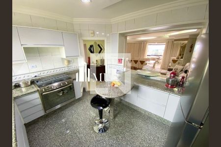 Apartamento à venda com 130m², 3 quartos e 3 vagas