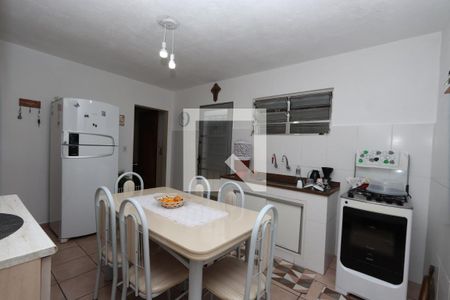 Casa à venda com 325m², 4 quartos e 2 vagasCozinha