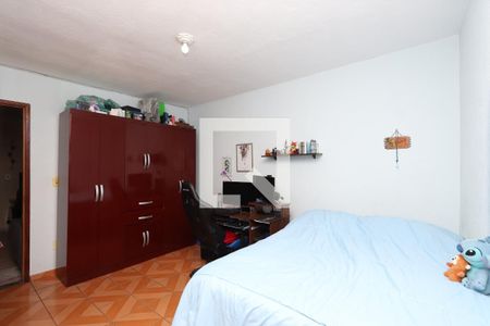 Casa à venda com 325m², 4 quartos e 2 vagasQuarto 2