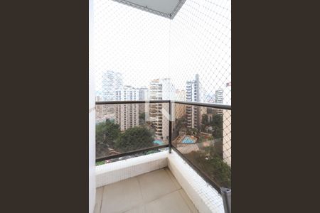 Apartamento à venda com 238m², 4 quartos e 4 vagasSacada