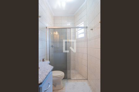 Casa à venda com 175m², 3 quartos e 4 vagasBanheiro da Suíte