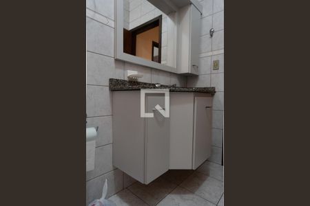 Casa à venda com 175m², 3 quartos e 4 vagasBanheiro