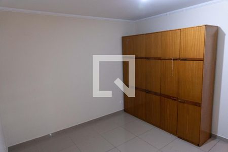 Casa à venda com 175m², 3 quartos e 4 vagasQuarto 2