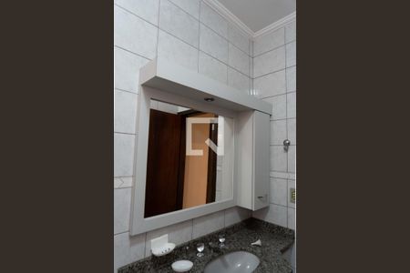 Casa à venda com 175m², 3 quartos e 4 vagasBanheiro