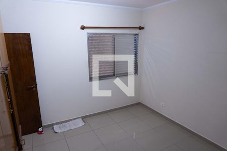 Casa à venda com 175m², 3 quartos e 4 vagasQuarto 2