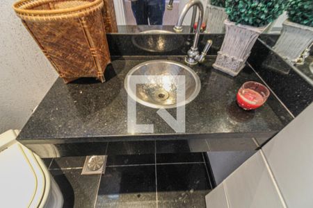 Apartamento à venda com 250m², 3 quartos e 2 vagas Apartamento à venda com 250m², 3 quartos e 2 vagasLavabo