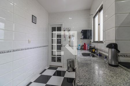 Apartamento à venda com 250m², 3 quartos e 2 vagas Apartamento à venda com 250m², 3 quartos e 2 vagasCozinha