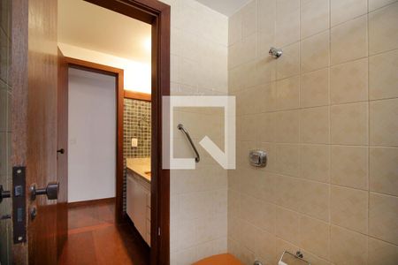 Apartamento para alugar com 250m², 4 quartos e 3 vagasBanheiro