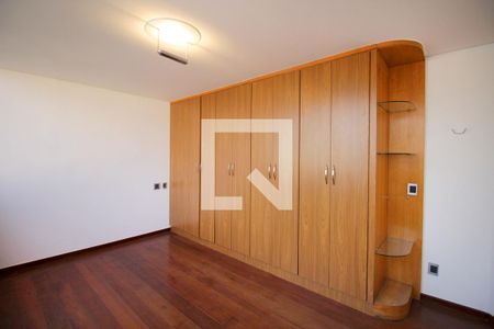 Apartamento para alugar com 250m², 4 quartos e 3 vagasSuite 2 – 2º andar