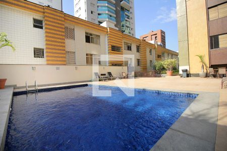 Apartamento para alugar com 250m², 4 quartos e 3 vagasÁrea comum - Piscina