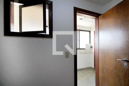 Apartamento para alugar com 250m², 4 quartos e 3 vagasQuarto de Serviço