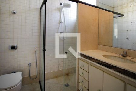 Apartamento para alugar com 250m², 4 quartos e 3 vagasBanheiro da Suíte 2