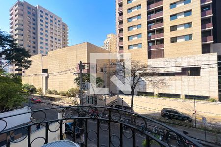 Sacada  de apartamento para alugar com 1 quarto, 45m² em Itaim Bibi, São Paulo
