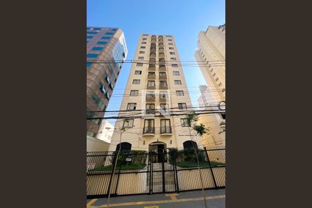 Apartamento à venda com 45m², 1 quarto e 1 vaga Apartamento à venda com 45m², 1 quarto e 1 vagaFachada