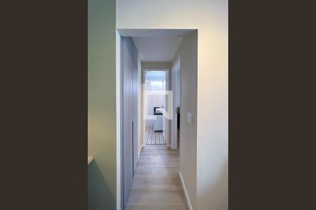 Corredor  de apartamento para alugar com 1 quarto, 45m² em Itaim Bibi, São Paulo