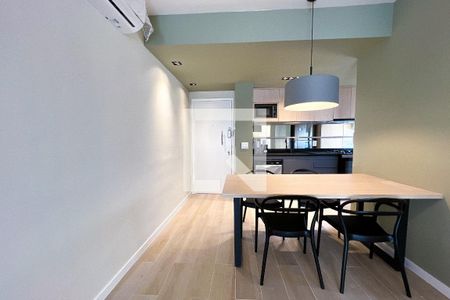Sala de apartamento para alugar com 1 quarto, 45m² em Itaim Bibi, São Paulo