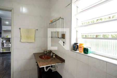 Casa à venda com 481m², 2 quartos e 4 vagasBanheiro