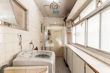 Apartamento à venda com 184m², 3 quartos e 1 vagaÁrea de Serviço