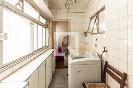 Apartamento à venda com 184m², 3 quartos e 1 vagaÁrea de Serviço