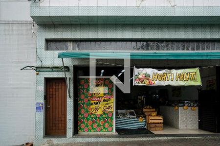 Casa para alugar com 120m², 2 quartos e sem vagaFachada