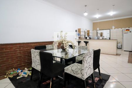 Casa para alugar com 120m², 2 quartos e sem vagaSala