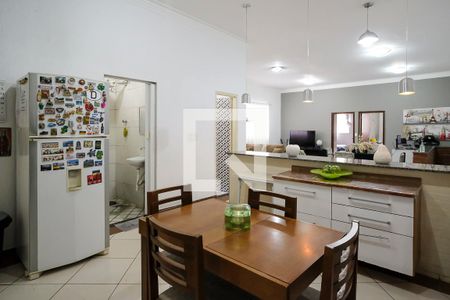 Casa para alugar com 120m², 2 quartos e sem vagaCozinha