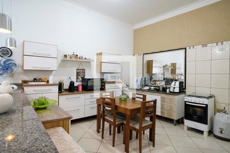 Casa para alugar com 120m², 2 quartos e sem vagaCozinha