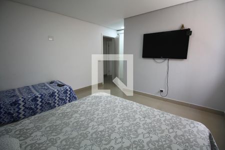 Casa à venda com 330m², 2 quartos e 8 vagasSuíte 2