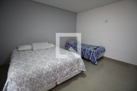 Casa à venda com 330m², 2 quartos e 8 vagasSuíte 2